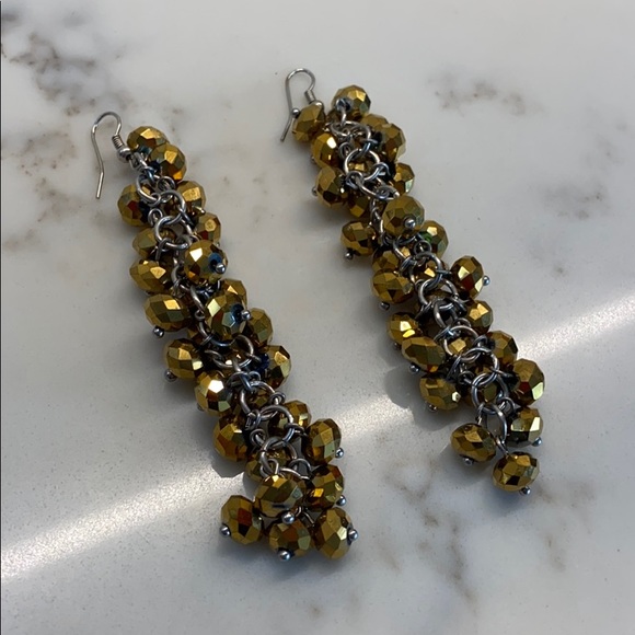 Golden earrings - Picture 1 of 1